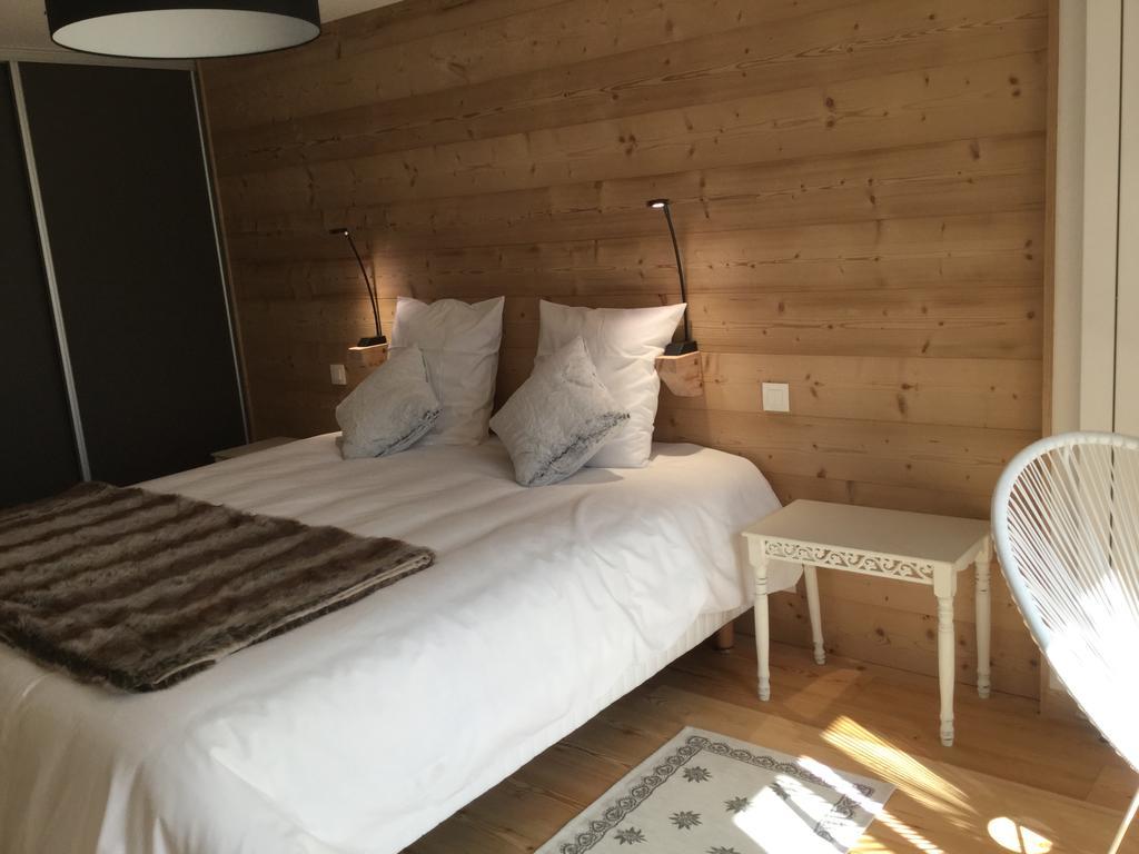 Les Chambres D'Orel Saint-André-dʼEmbrun Habitación foto